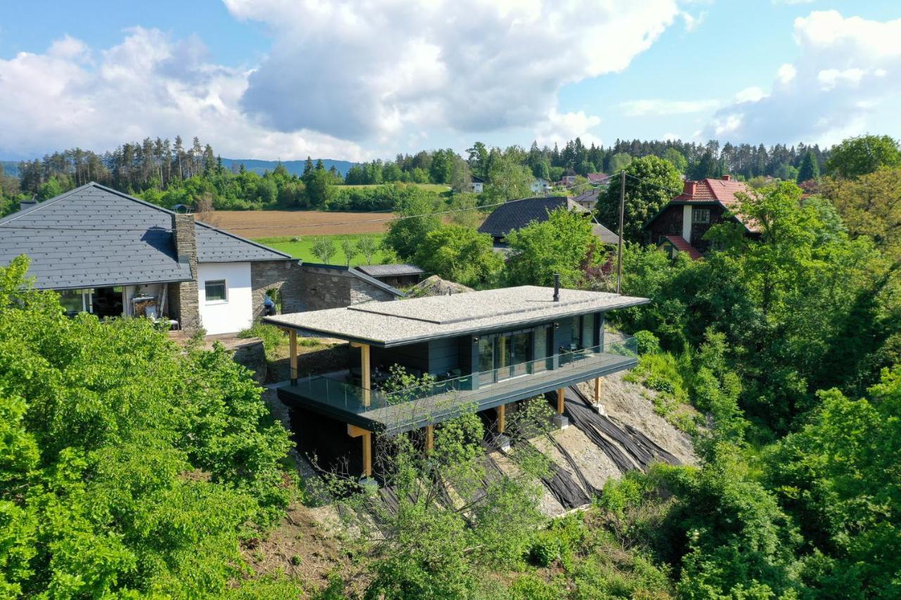 Modernes Ferienhaus Mit Panoramablick Rosegg Exteriör bild